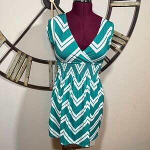 5Th Love ❤️ Turquoise & White Chevron Dress